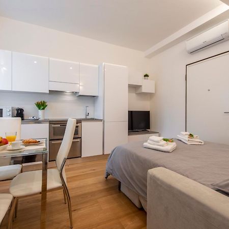 Bnbutler Friuli, 24 - Porta Romana Apartment Milano Eksteriør billede