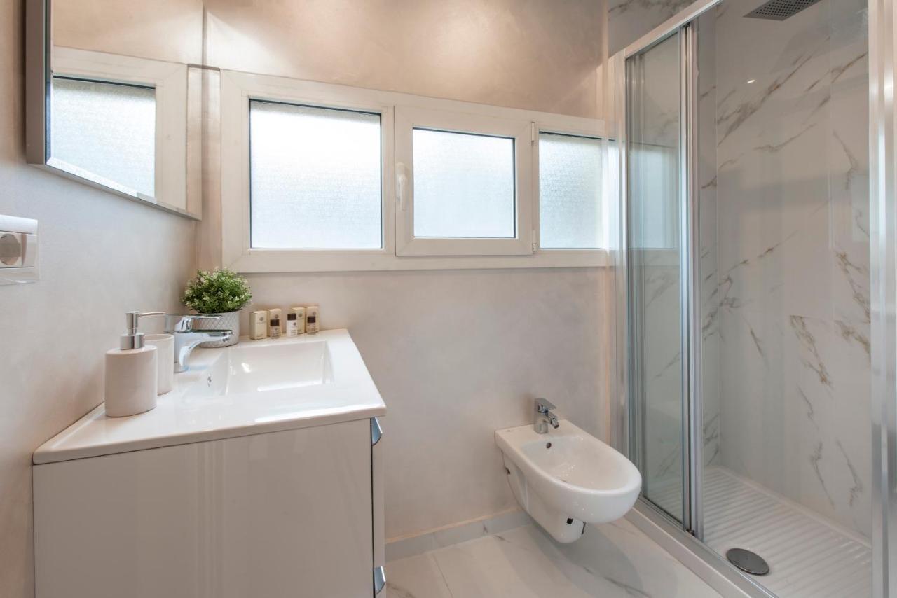 Bnbutler Friuli, 24 - Porta Romana Apartment Milano Eksteriør billede